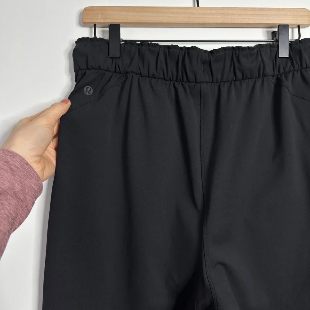 LULULEMON Keep Moving Pants 7/8 Black